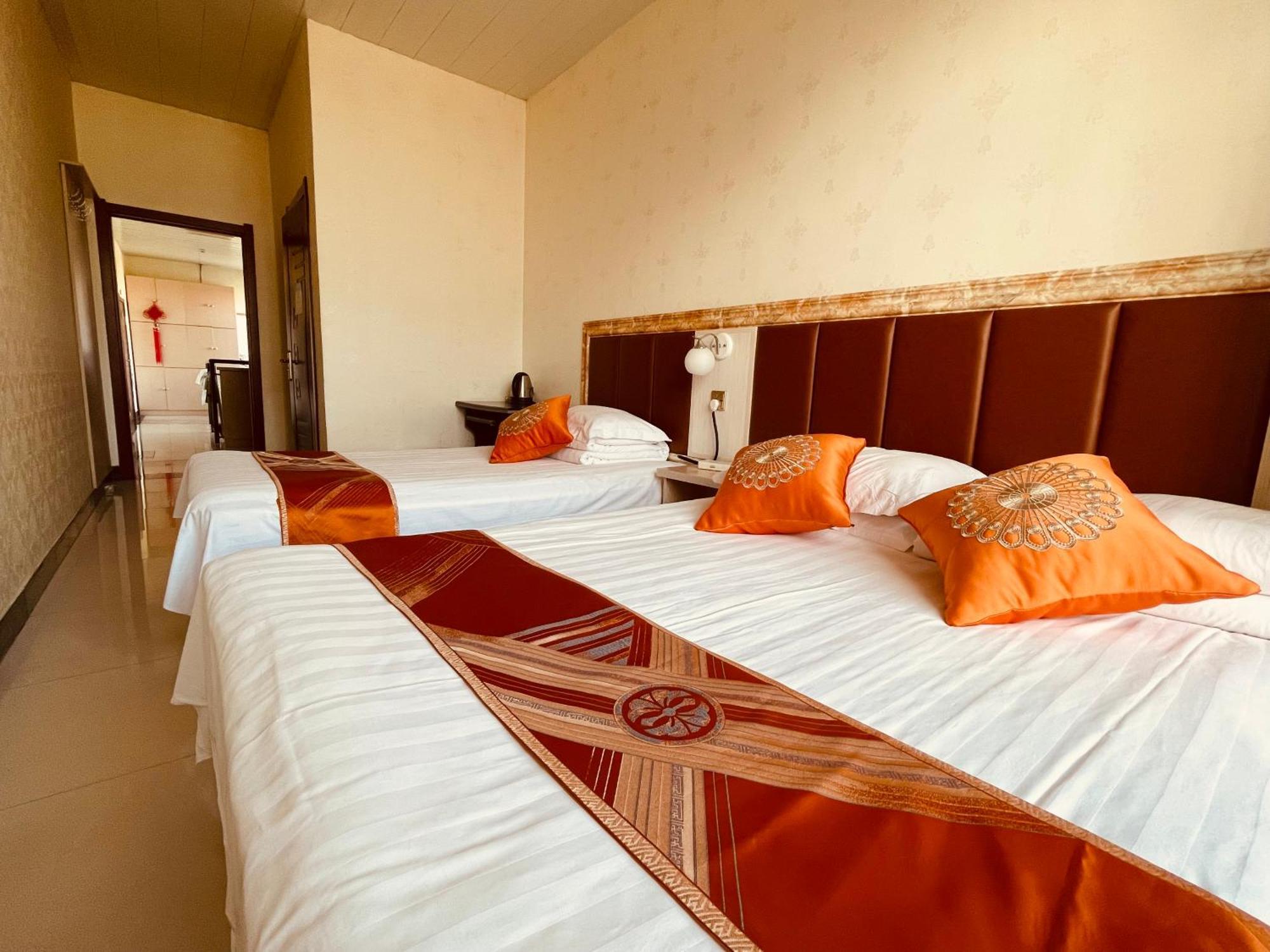 哈尔滨机场东方红运宾馆 Hotel Стая снимка