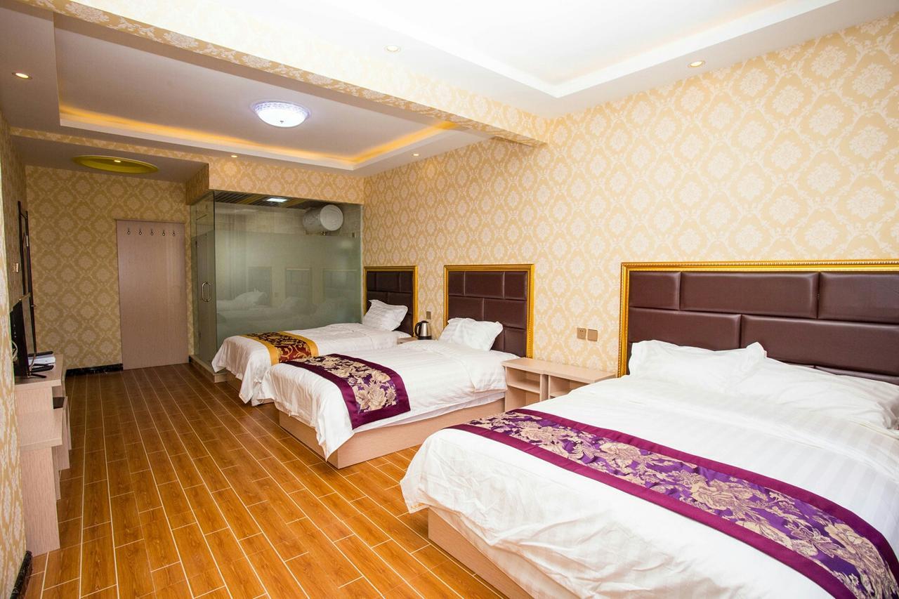 哈尔滨机场东方红运宾馆 Hotel Екстериор снимка