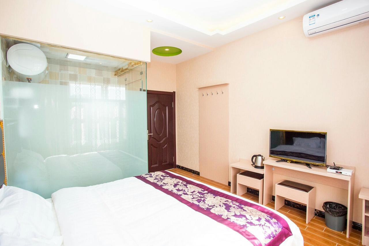 哈尔滨机场东方红运宾馆 Hotel Екстериор снимка