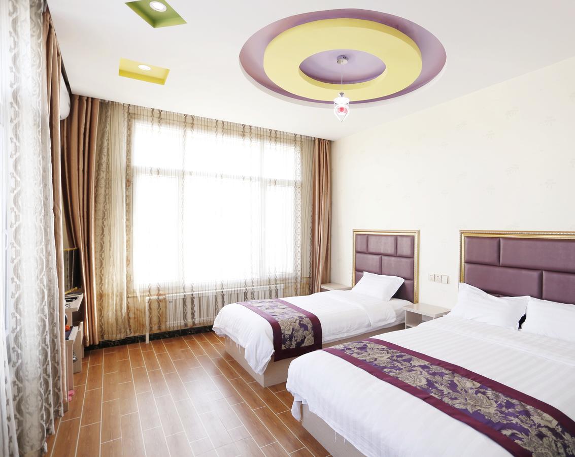 哈尔滨机场东方红运宾馆 Hotel Екстериор снимка