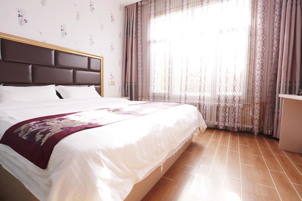 哈尔滨机场东方红运宾馆 Hotel Екстериор снимка