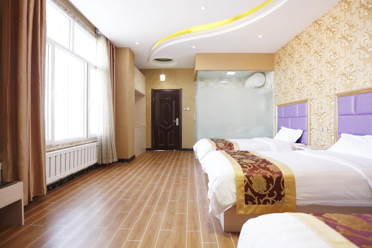 哈尔滨机场东方红运宾馆 Hotel Екстериор снимка
